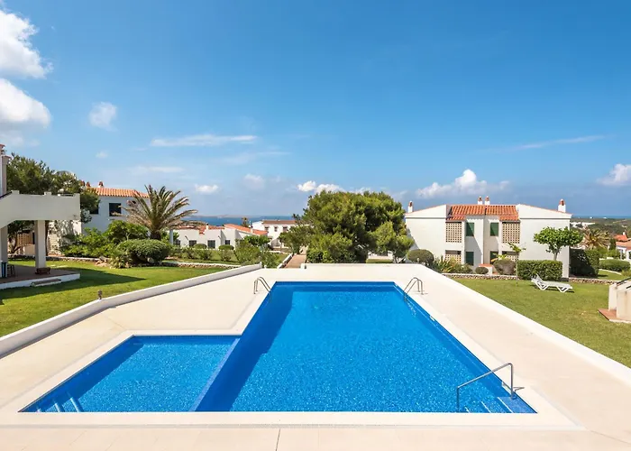 Els Pins By Escapehome דירה