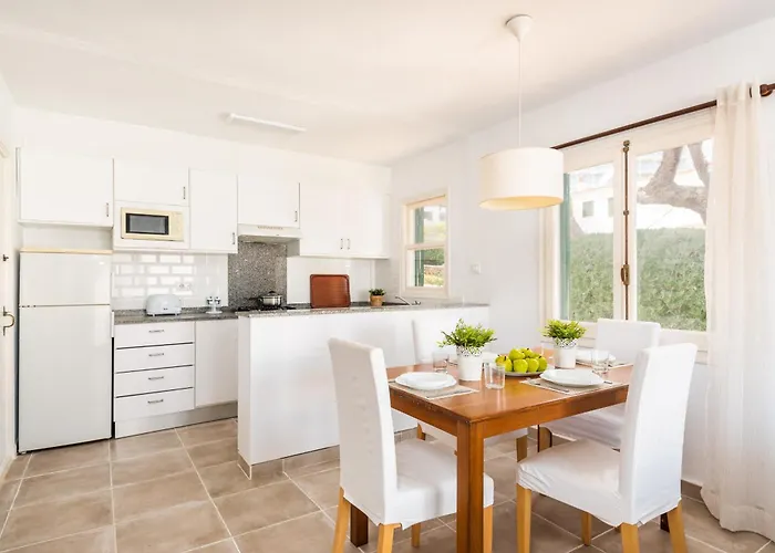 Els Pins By Escapehome